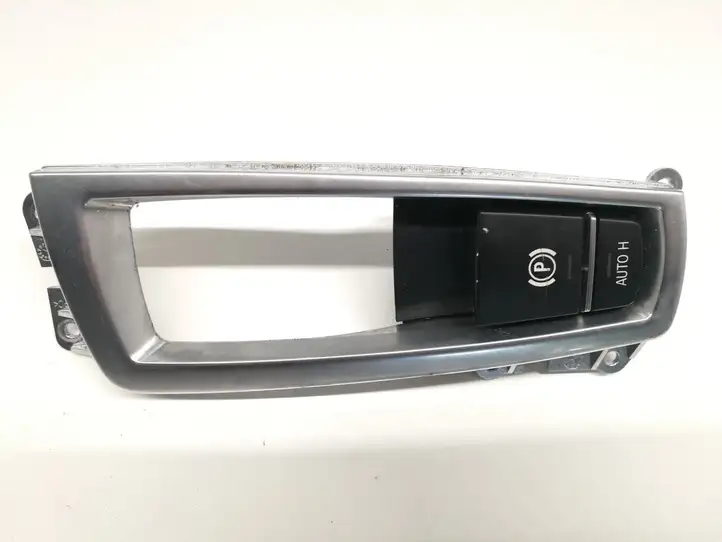 BMW 5 F10 F11 (2009 - 2016) 9217594 Кнопка ручного тормоза — фото 1