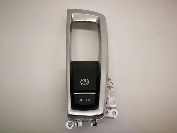 BMW 6 F12 F13 (2010 - 2018) 9217594 Кнопка ручного тормоза — фото 2