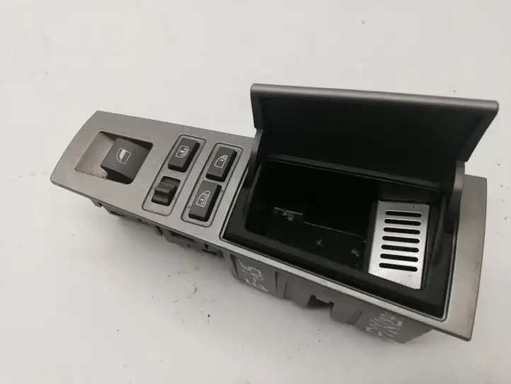BMW 7 E65 E66 (2001 - 2008) 81437004 Кнопка стеклоподъемников — фото 2