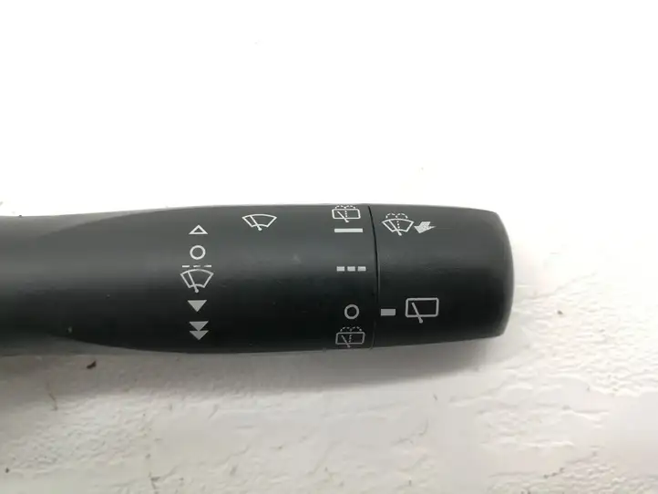 Toyota Yaris (2009 - 2012) 0D04017F761 Включатель скорости стеклоочистителей — фото 2