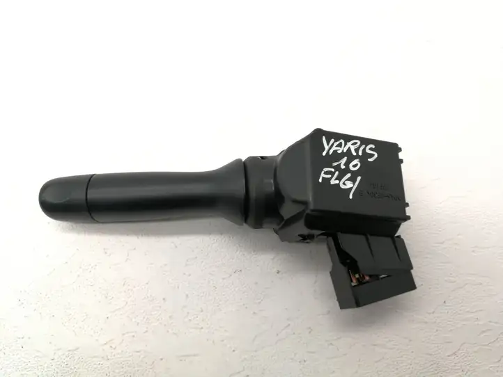Toyota Yaris (2009 - 2012) 17F144 Включатель скорости стеклоочистителей — фото 4