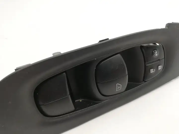 Nissan X-Trail T32 (2014 - 2021) 4CEOA Блок кнопок стеклоподъемников — фото 3