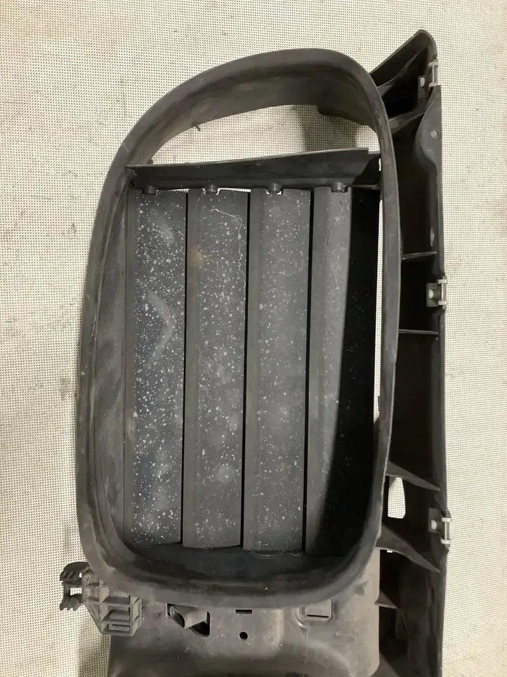 BMW 7 F01 (2008 - 2016) 729906903 Дефлектор воздуха — фото 2