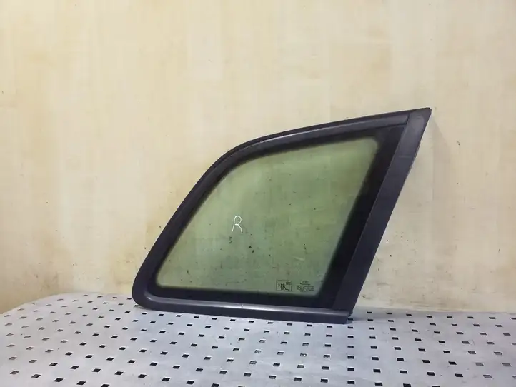 Audi A3/S3 8P (2008 - 2013) 8P4845300B Заднее боковое стекло — фото 1
