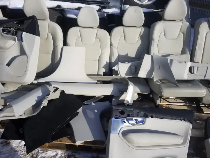 Volvo XC90 (2019 - ) Комплект салона — фото 5