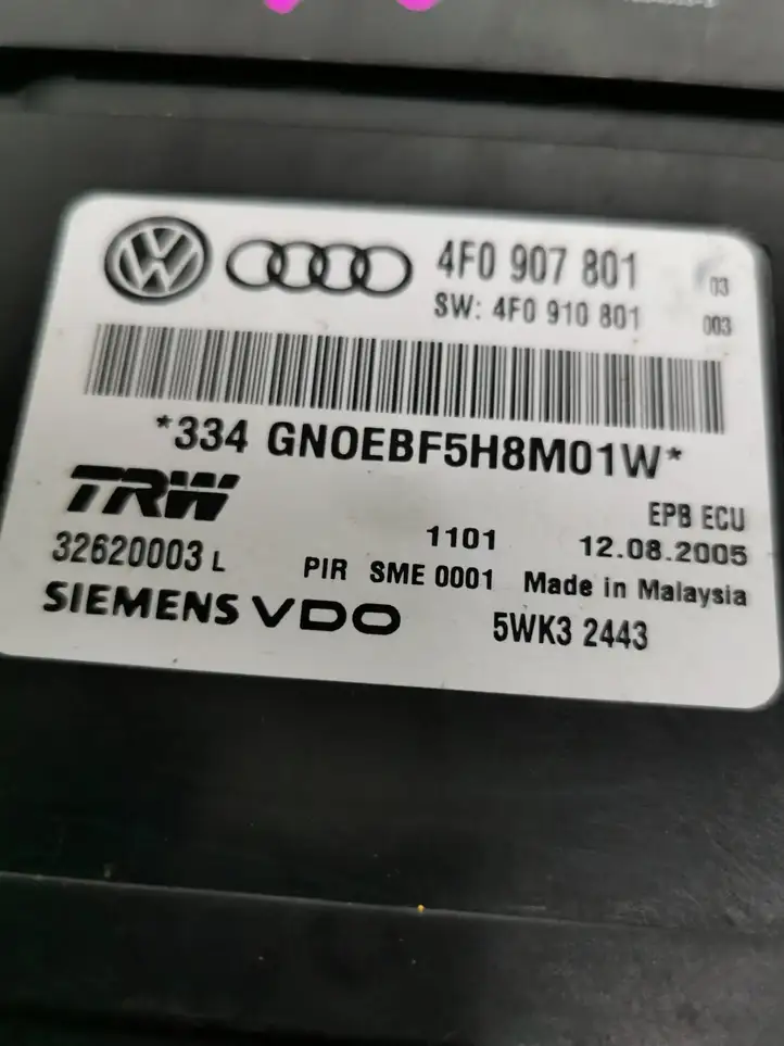 Volkswagen Up (2011 - ) 4F0907801 Блок управления стояночным тормозом — фото 7