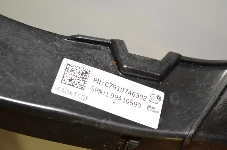 BMW 3 G20 G21 (2019 - ) 9107463 Плюсовой провод аккумулятора — фото 4