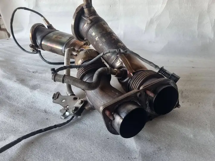 BMW M4 F82 F83 (2014 - 2020) 111810A0000 Катализатор / DPF / FAP — фото 4