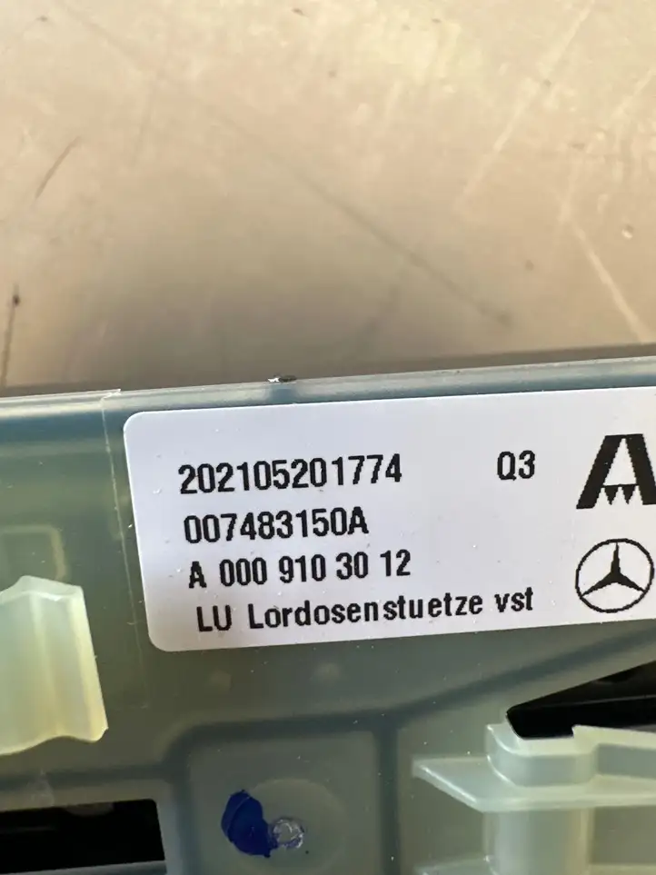 Mercedes-Benz GLC X253/C253 (2015 - ) A0009103012 Прочие детали салона — фото 3
