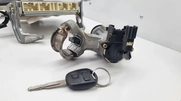 Toyota Corolla E120 E130 (2000 - 2004) 8966602110 Комплект системы зажигания — фото 6