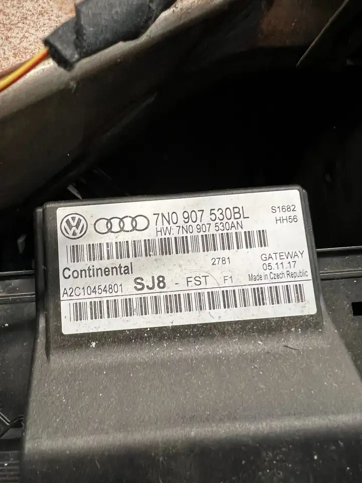 Volkswagen Caddy (2015 - 2020) 7N0907530BL Модуль Gateway — фото 2