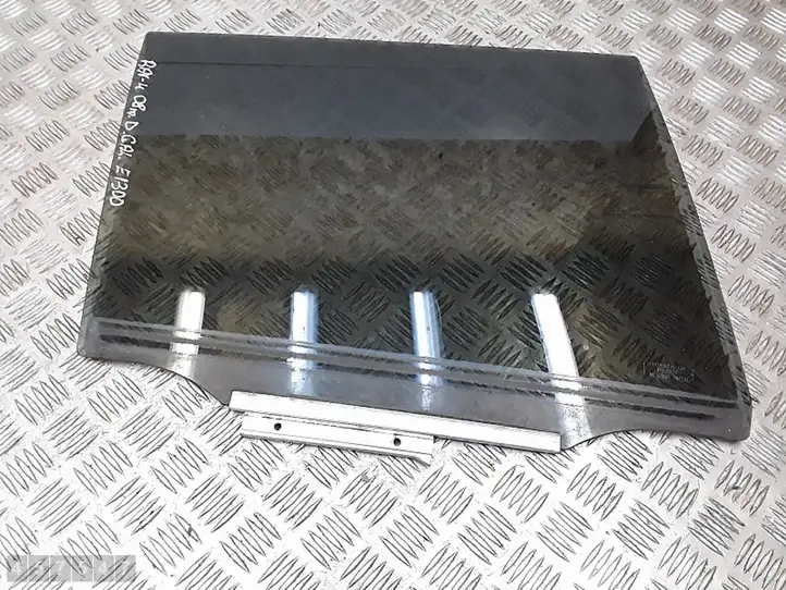 Toyota RAV 4 (XA30) (2006 - 2016) e643r007953 Стекло задней двери — фото 1
