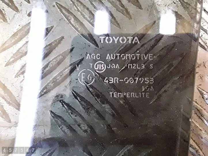 Toyota RAV 4 (XA30) (2006 - 2016) e643r007953 Стекло задней двери — фото 3