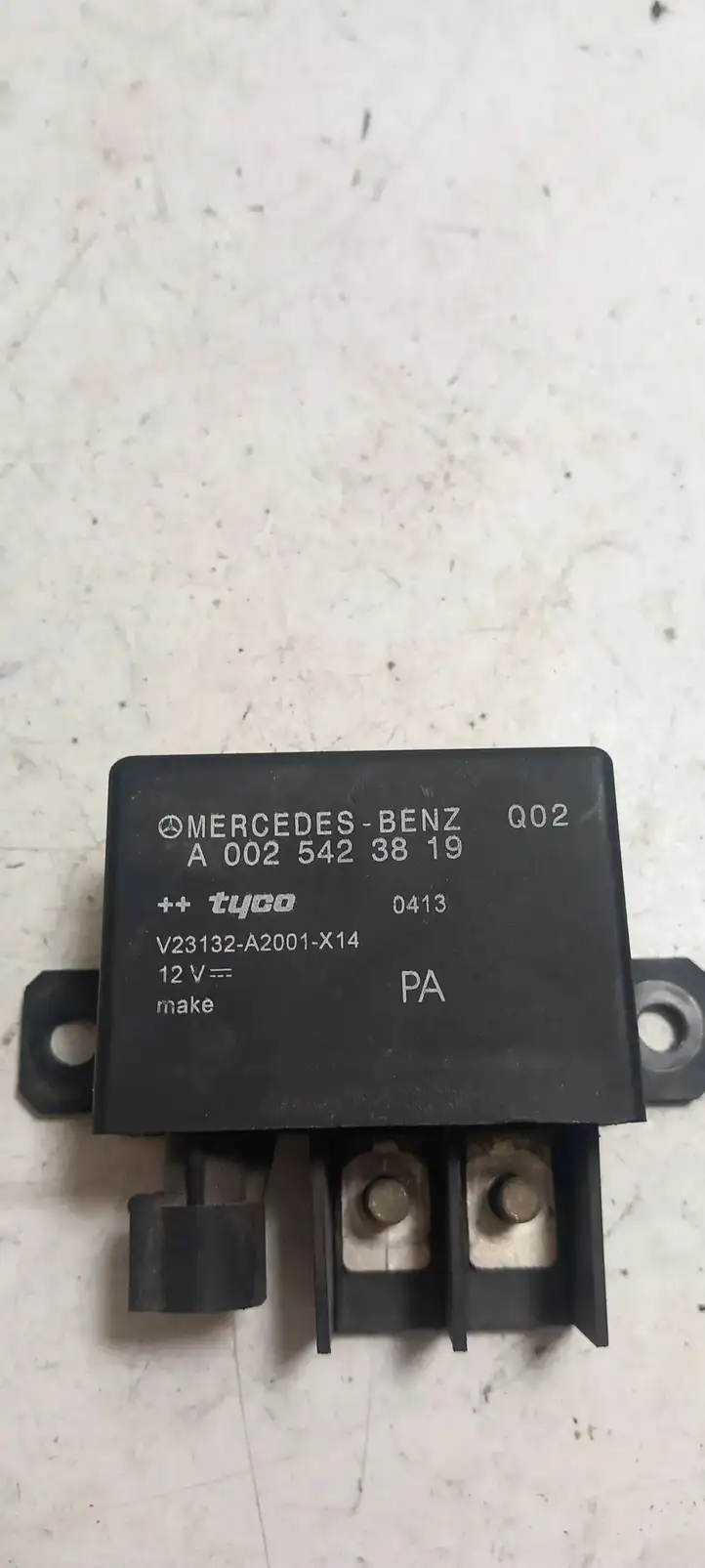 Mercedes-Benz E W211 (2002 - 2009) A0025423819 Реле аварийных фонарей — фото 1