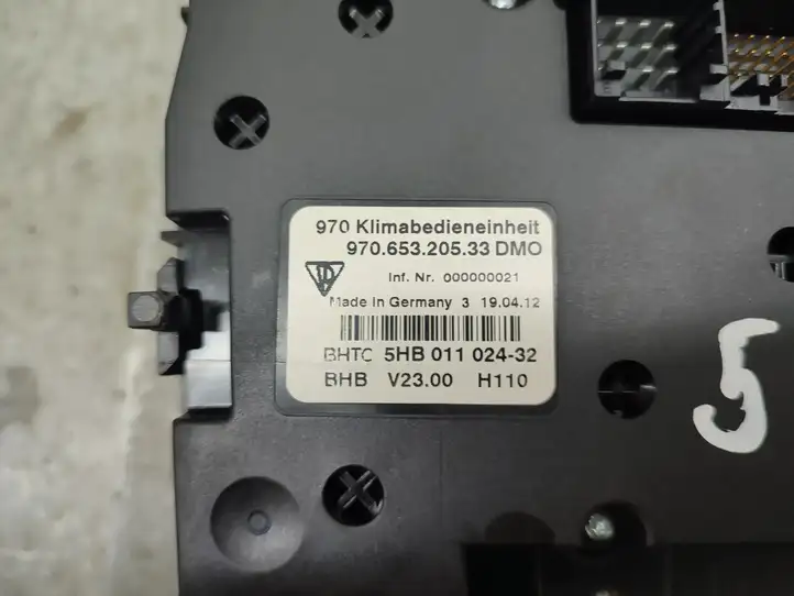 Porsche Panamera (970) (2009 - 2013) 97061347603 Блок кнопок на панели — фото 3