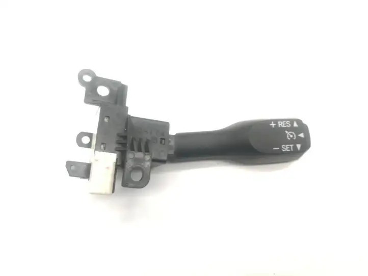 Toyota Avensis T250 (2006 - 2009) 18A174 Кнопка управления круиз контроля — фото 1