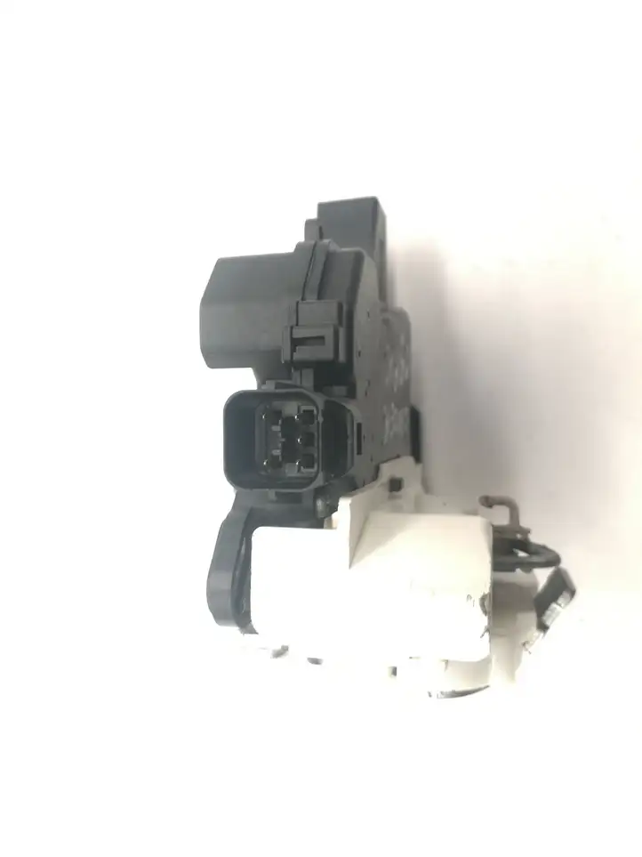 Mitsubishi Lancer VIII (2007 - 2011) Замок ручки двери — фото 5