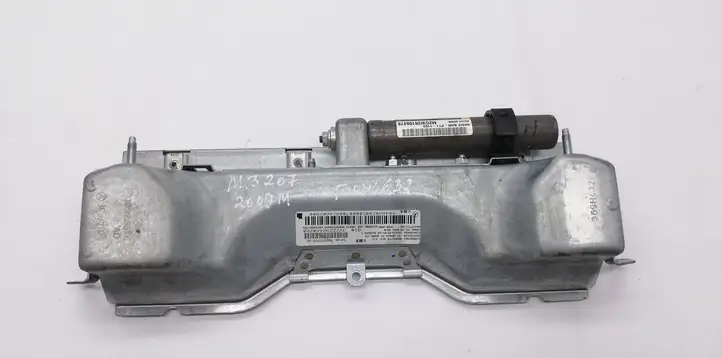 Mercedes-Benz E A207 (2010 - 2017) 305669510 Коленная подушка безопасности — фото 3