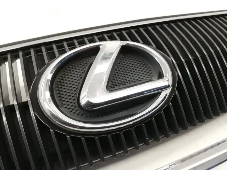 Lexus GS 300 350 430 450h (2004 - 2007) 5315530020 Другая часть кузова — фото 2