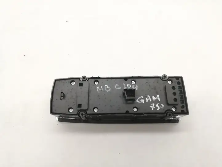 Mercedes-Benz C W204 (2007 - 2014) A2049055402 Блок кнопок стеклоподъемников — фото 2