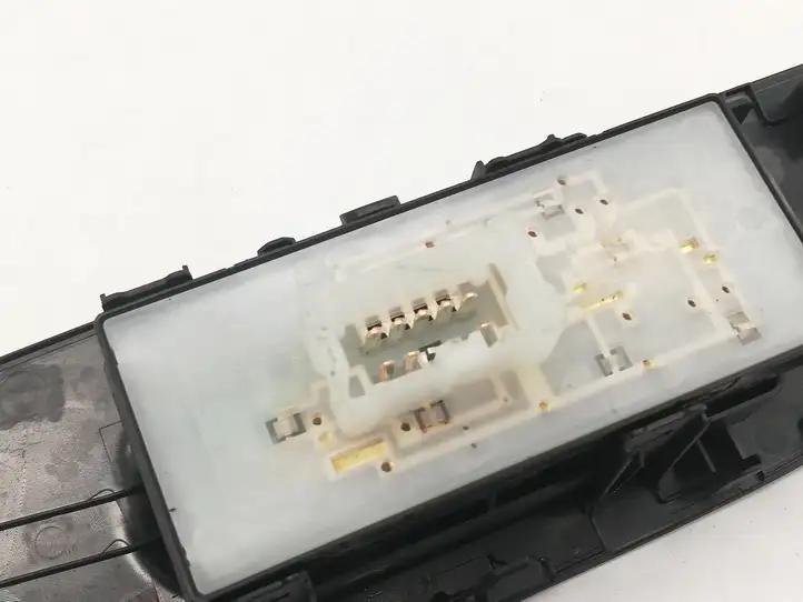 Nissan Qashqai (2017 - 2020) 809614EA0AX Блок кнопок стеклоподъемников — фото 3