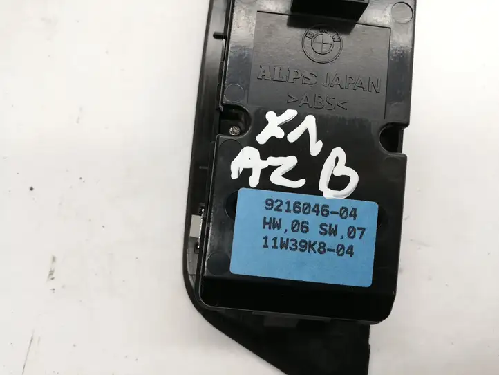 BMW X1 E84 (2009 - 2015) 9216046 Кнопка стеклоподъемников — фото 3