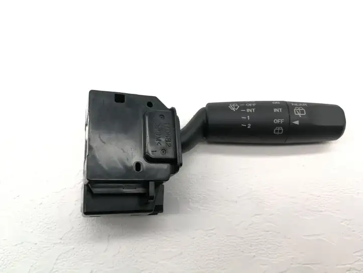 Mazda 3 I (2006 - 2009) 17D682 Включатель скорости стеклоочистителей — фото 1