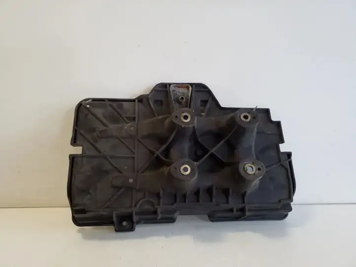 Volkswagen Bora (1998 - 2005) 1J0915333 Площадка аккумулятора — фото 2