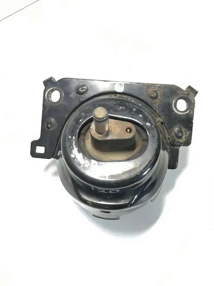 Toyota Land Cruiser (J120) (2002 - 2009) Опора двигателя — фото 2
