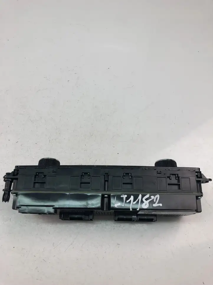 Seat Ibiza V (KJ) (2017 - ) 6F0907044C Управление климат контролем — фото 3