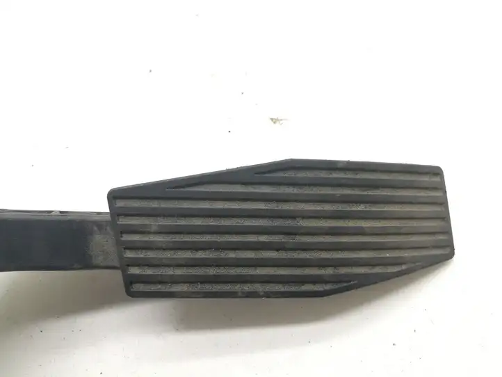 Opel Vectra C (2005 - 2009) 9186724 Педаль акселератора — фото 2