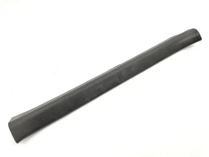 Toyota Yaris (2014 - 2019) 679140D200 Верхняя обшивка стойки B — фото 1