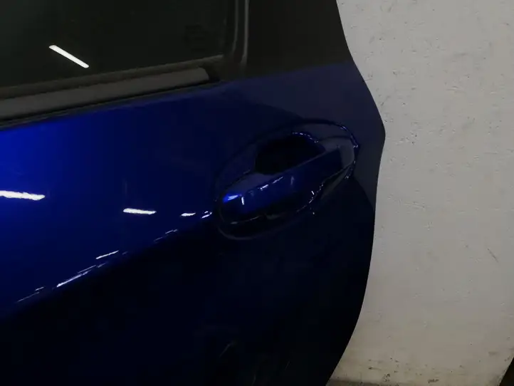 Toyota Yaris (2014 - 2019) Задняя дверь — фото 2