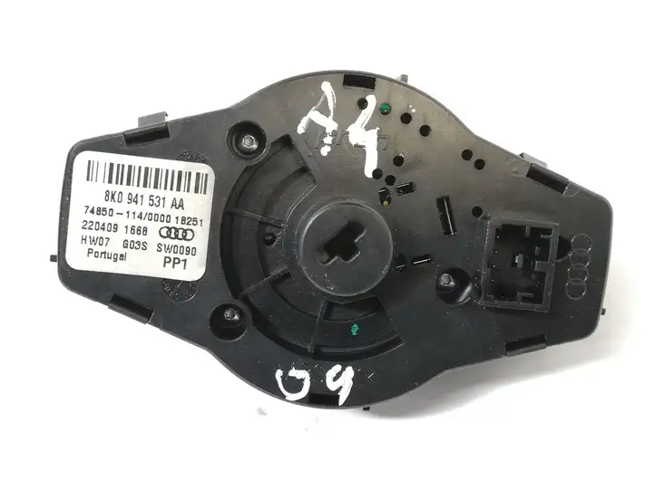Audi A4 S4 B8 8K (2007 - 2011) 8K0941531AA Включатель фонарей — фото 2