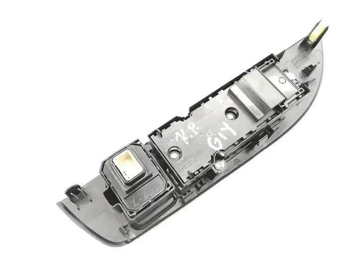 Toyota Corolla E210 E21 (2018 - ) 7423202G20 Кнопка стеклоподъемников — фото 3