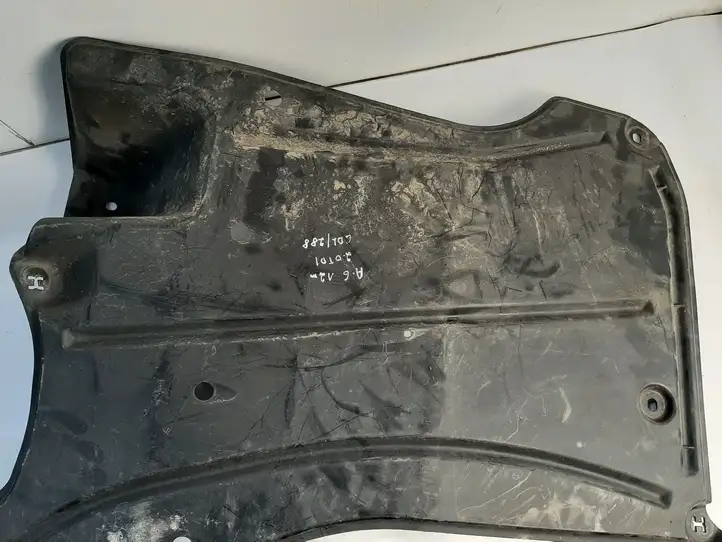 Audi A6 C7 (2011 - 2014) 4G0825219C Защита днища — фото 4