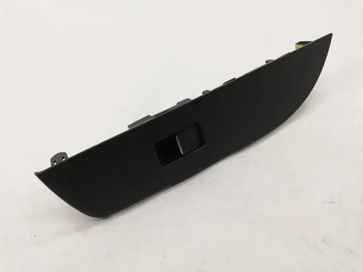 Toyota Corolla E210 E21 (2018 - ) 7423102F60 Кнопка стеклоподъемников — фото 1