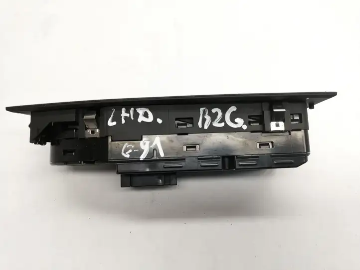 BMW 3 E90 E91 (2005 - 2012) 9155501 Кнопка стеклоподъемников — фото 2