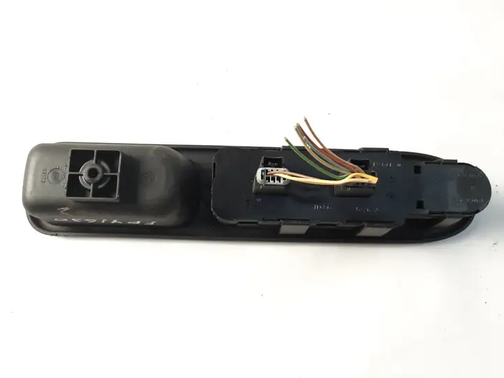 Peugeot 307 (2005 - 2008) 96531123XT Блок кнопок стеклоподъемников — фото 2