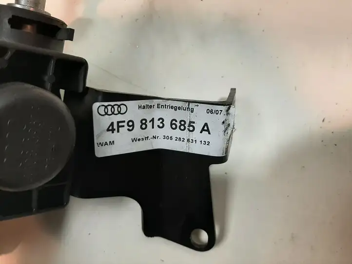 Audi A6 S6 C6 4F (2008 - 2011) 4F0907383 Комплект буксировочного крюка — фото 9