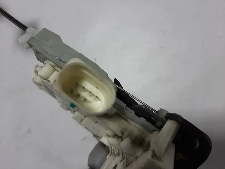Audi A4 S4 B8 8K (2007 - 2011) 8J1837016 Замок передней двери — фото 6