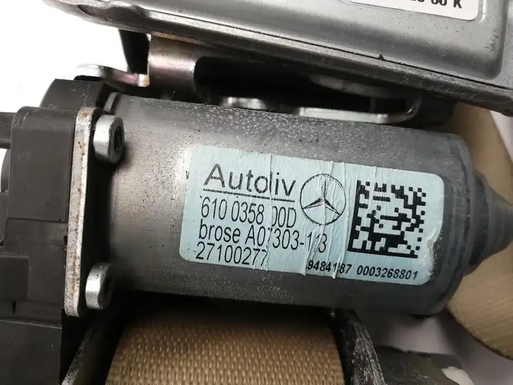 Mercedes-Benz E A207 (2010 - 2017) 615416500 Передний ремень безопасности — фото 3