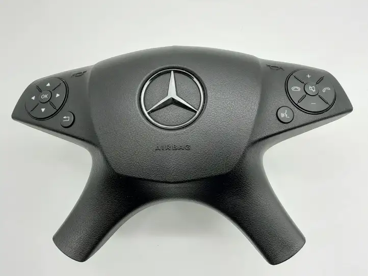 Mercedes-Benz C W204 (2007 - 2014) A2048600202 Подушка безопасности руля — фото 1