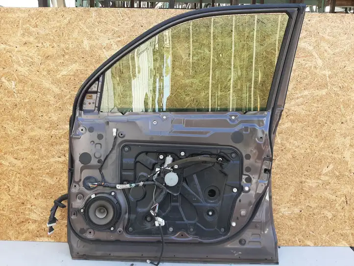 Nissan X-Trail T31 (2007 - 2014) Дверь — фото 3
