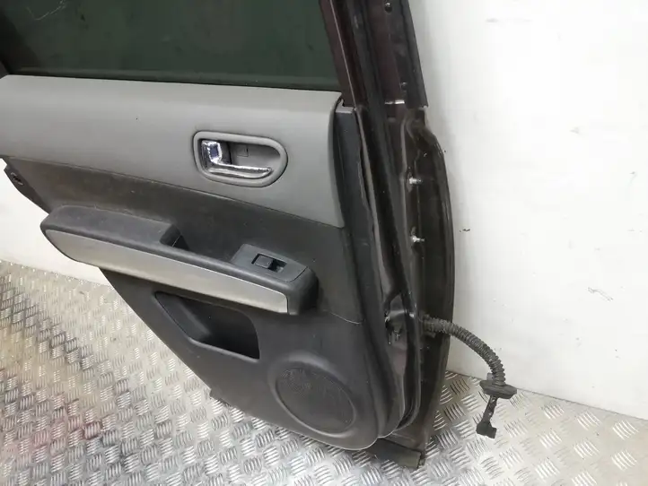 Nissan X-Trail T31 (2007 - 2014) Задняя дверь — фото 7
