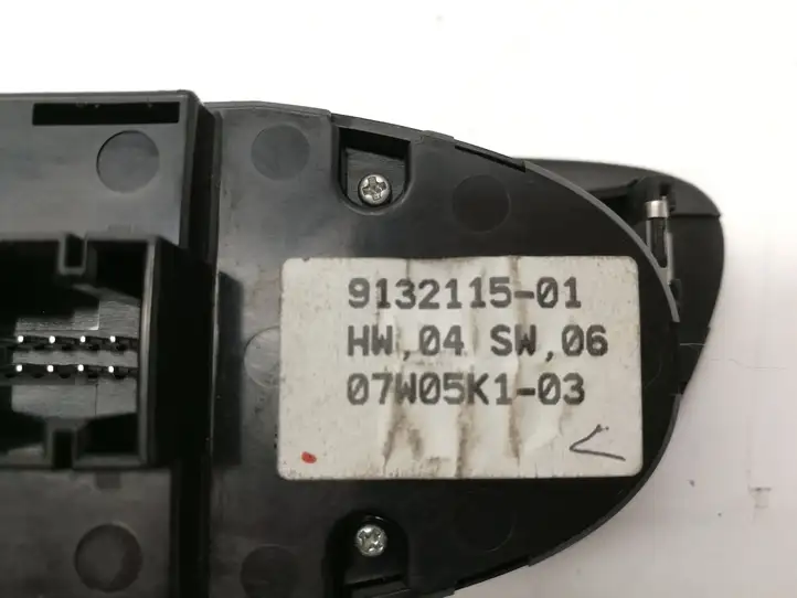 BMW 1 E81 E87 (2004 - 2011) 9132115 Кнопка стеклоподъемников — фото 3