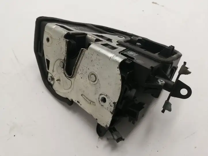 BMW 3 E90 E91 (2005 - 2012) 7059973 Замок ручки двери — фото 4