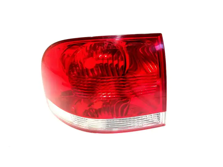 Volkswagen Touareg I (2002 - 2010) 7L6945095K Задний фонарь в кузове — фото 1