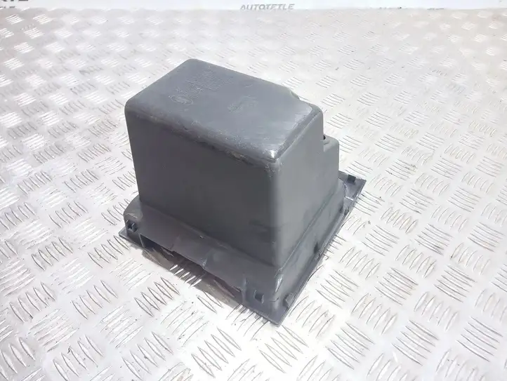 Land Rover Range Rover L322 (2005 - 2009) FJG500170XXX Ящик центральной консоли — фото 4