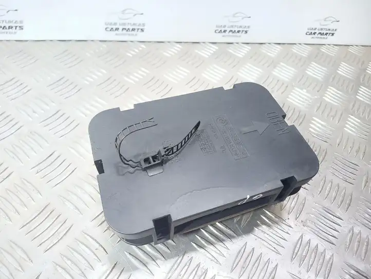 BMW 1 E81 E87 (2004 - 2011) 6905748 Вентиляционная решетка кузова — фото 3